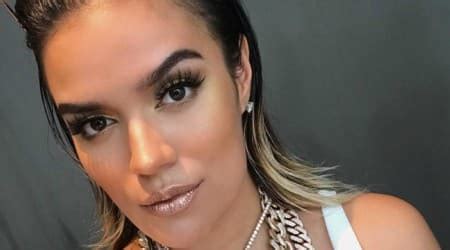 karol g thick|Karol G Height, Weight, Age, Body Statistics